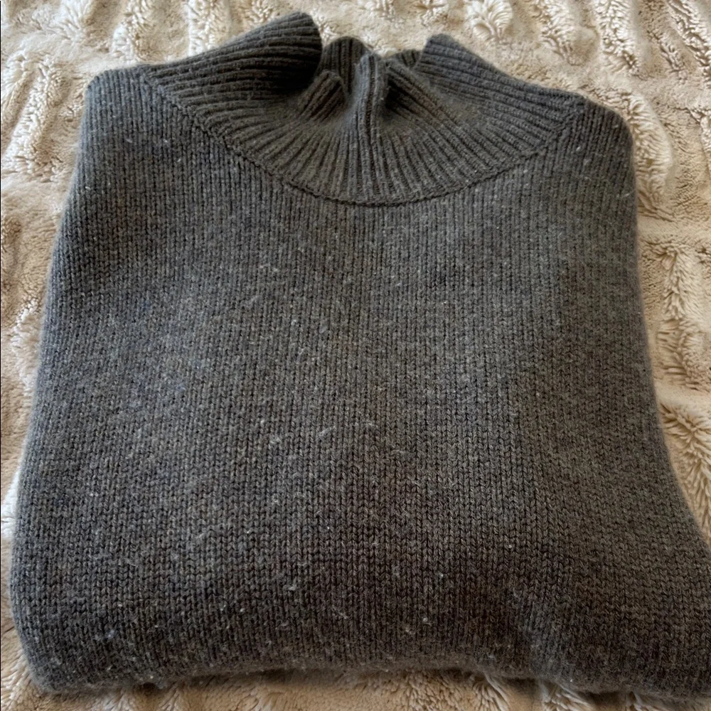 NAADAM Gray Ribbed Knit Sweater - Picture 1 of 5